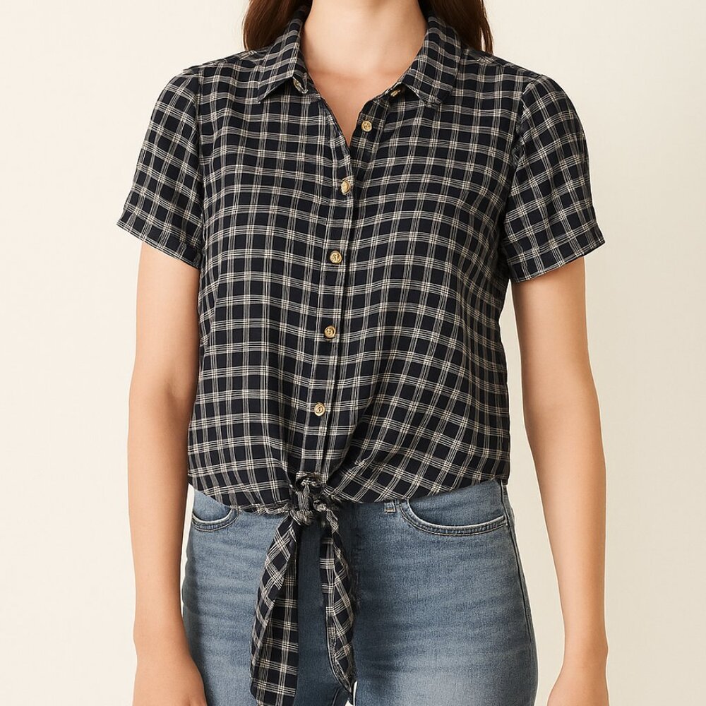 Paper Crown Plaid Button-Up Tie Front Shirt – Size L